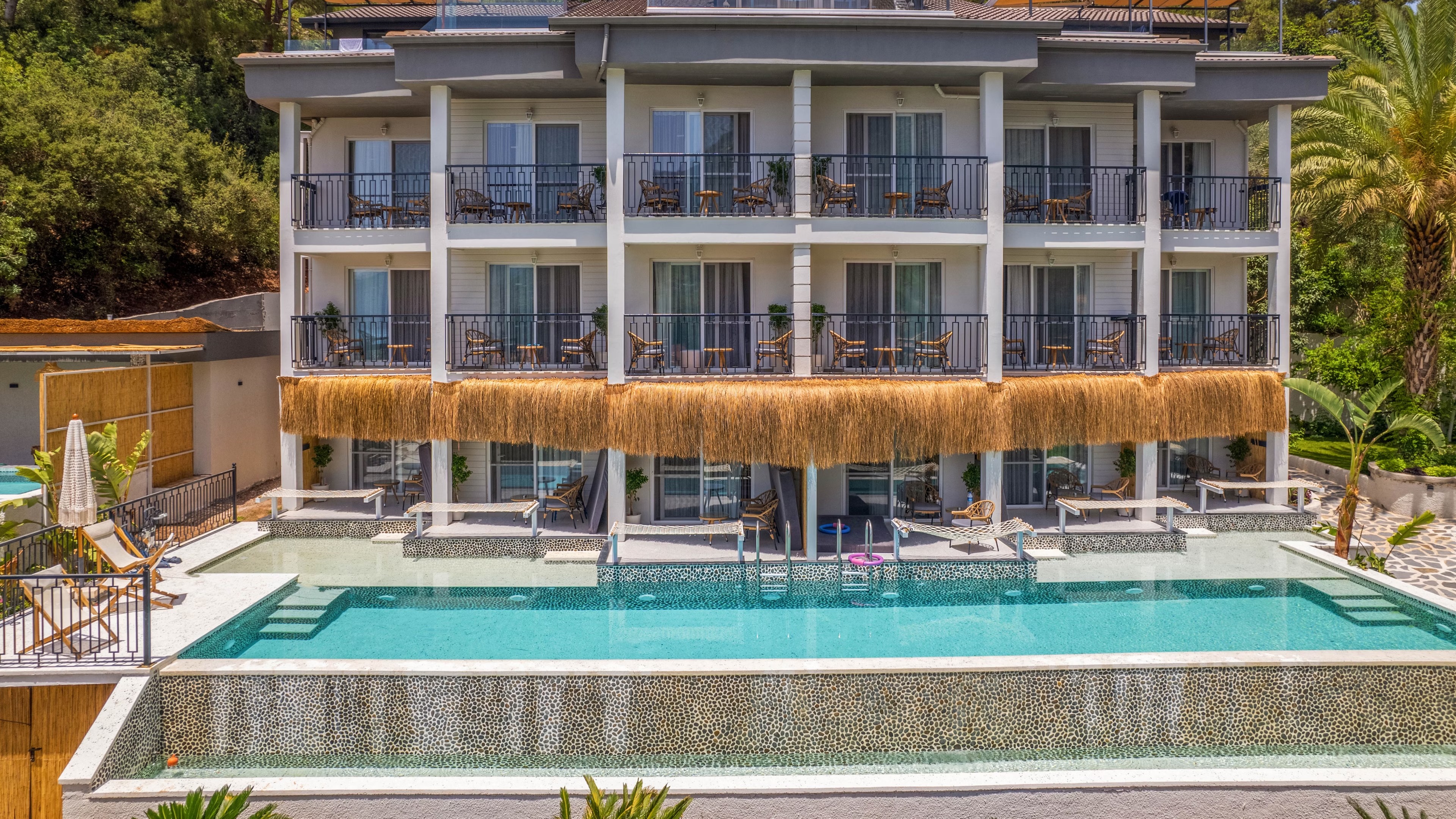 Трансфер в Morina Deluxe