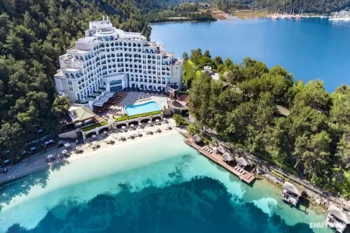 Ege Vip Tur ile Dalaman Havalimanı'ndan Turgut mevkiindeki Angel's Marmaris Hotel'e sağlanan doğrudan ve konforlu özel transfer güzergahı.