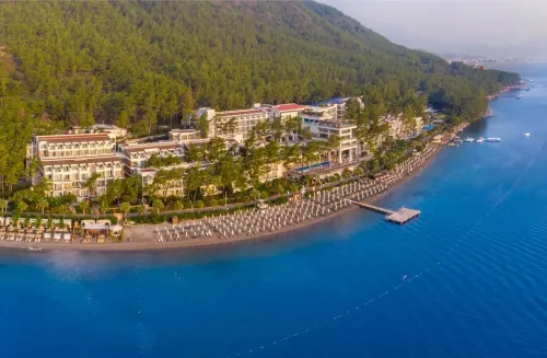 Ege Vip Tur ile Dalaman Havalimanı'ndan İçmeler Pamucak mevkiindeki Orka Lotus Beach oteline sağlanan doğrudan ve konforlu özel transfer güzergahı.