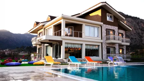 Göcek Naz Hotel VIP Transfer Karşılama Hizmeti ve Ege VIP Tur Lüks Mercedes Vito Araç Filosu.