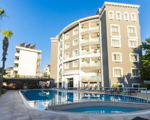 Dalaman Hava Limanından Motto Premium Hotel üçün Marmaris Siteler bölgəsinə özəl VIP transfer avtomobili