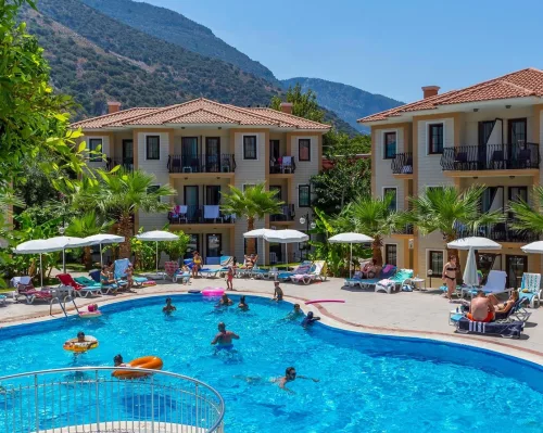 Marcan Resort üçün Ölüdeniz bölgəsində Dalaman Hava Limanı VIP transfer və özəl otel çatdırılmasını göstərən hero şəkli.